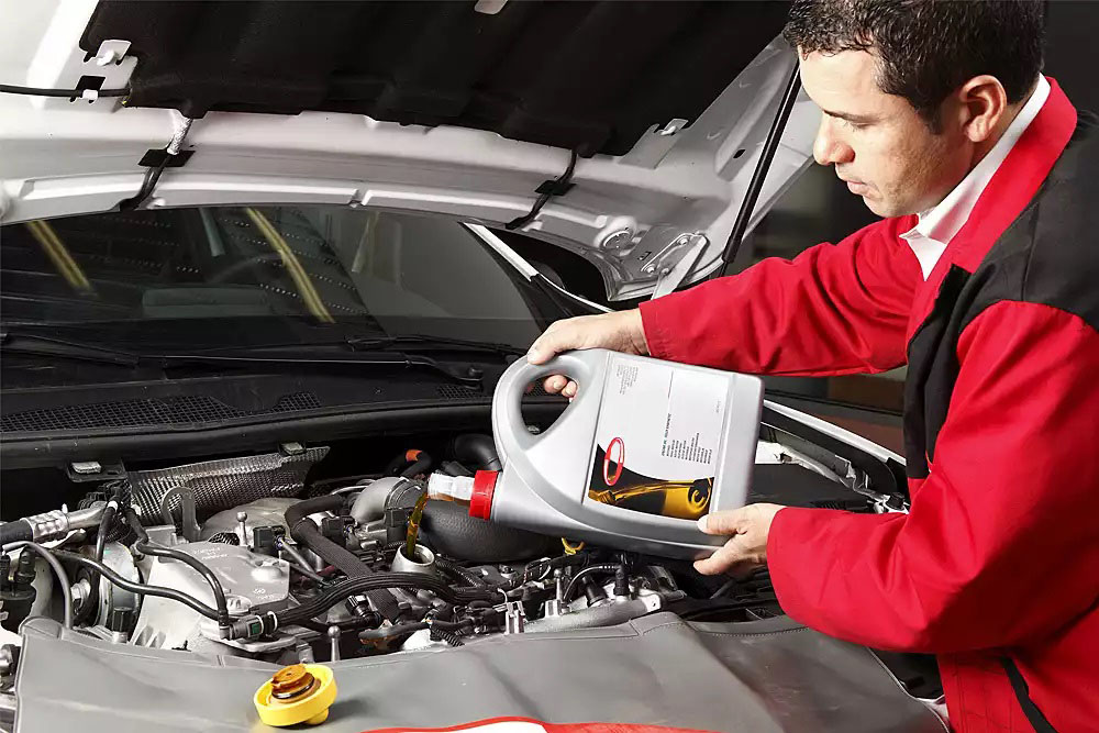 Atasan Madeni Yağ, Binek Araç Motor Yağları, Ticari Araç Motor Yağları, Endüstriyel Yağlar